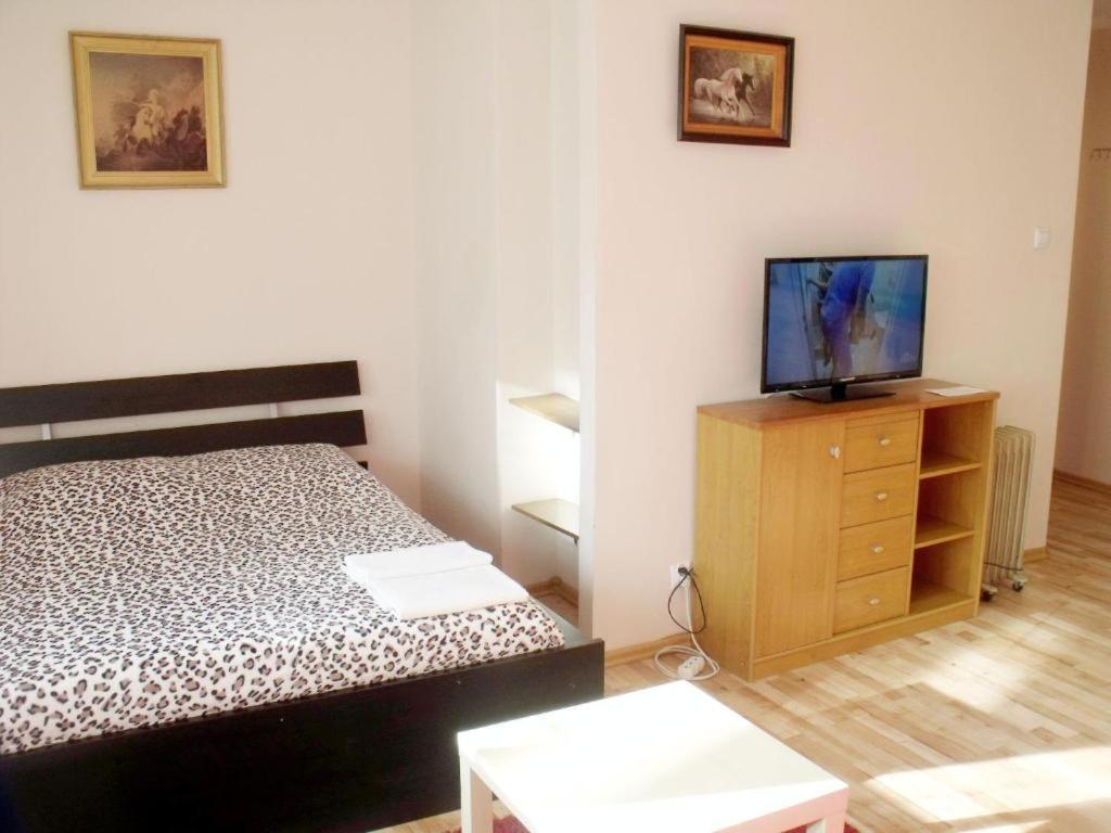 Nww Apartamenty Zgody I Chmielna ワルシャワ エクステリア 写真